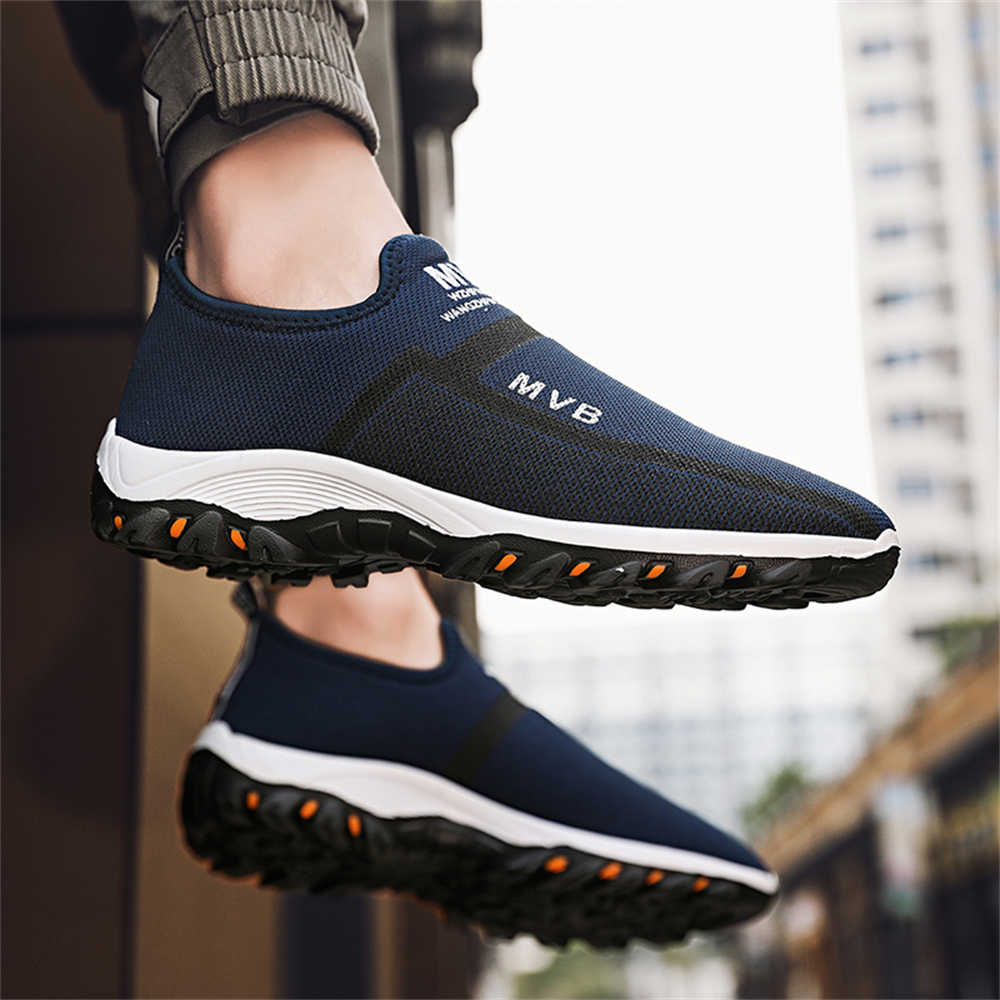 Men Shoes Classic - أحذية رياضية رجالية مقاس 39-46 و43-44،