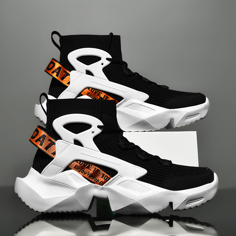 Men Shoes Size 11 - أحذية رياضية رجالية عالية الرقبة بنية